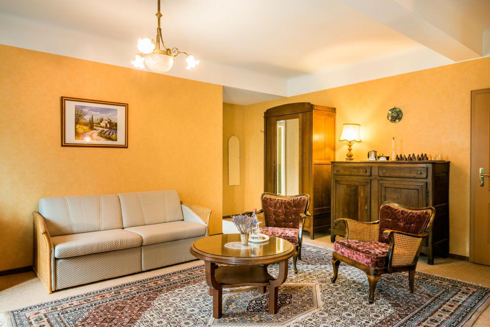 Hotel Restaurant Le Cigalon Waldbillig 外观 照片